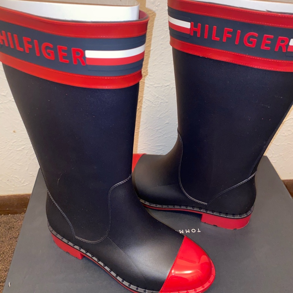 Tommy Hilfiger Talisa Boots - Picture 6 of 9